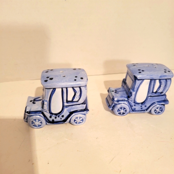 Vintage car's salt & pepper shakers WITH STOPPER'S - Picture 2 of 7